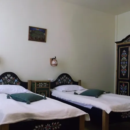 Sub Cetate Cisnădie